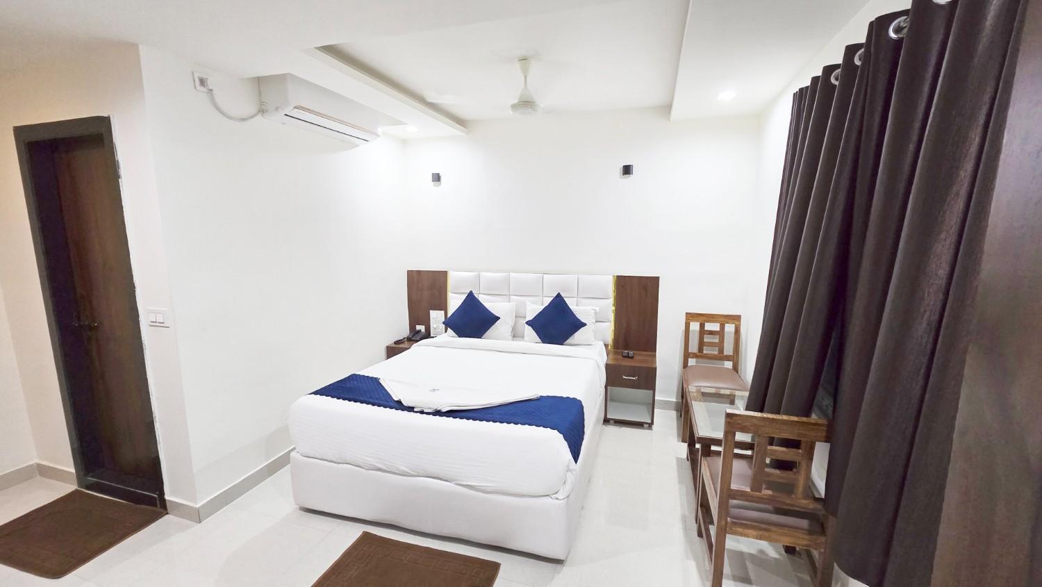וורנגל Hotel Skyland מראה חיצוני תמונה